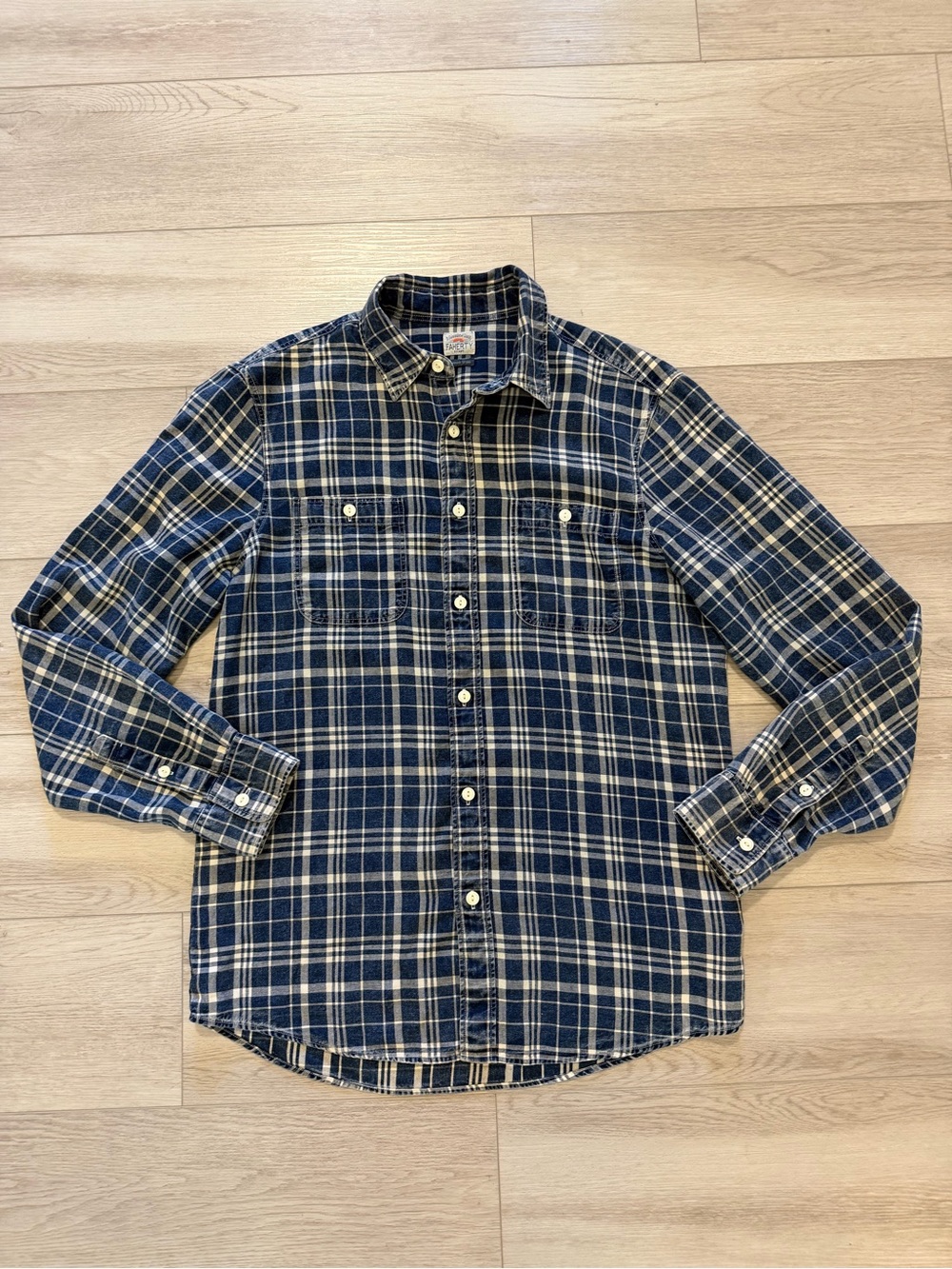 Faherty Tried And True Chambray Shirt Mens M Blue Plaid Linen Blend Button Up